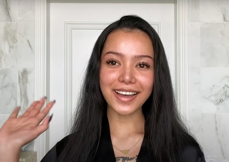 Natural makeup